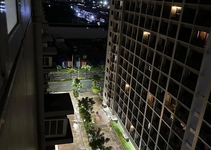 Sofia Staycation 3 Near Mall Of Apartment Manila